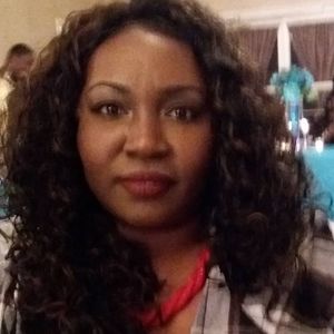 Meet your Posher, Stacy